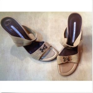 Donald J Pliner Womans Size 6 M Heels Open Toe